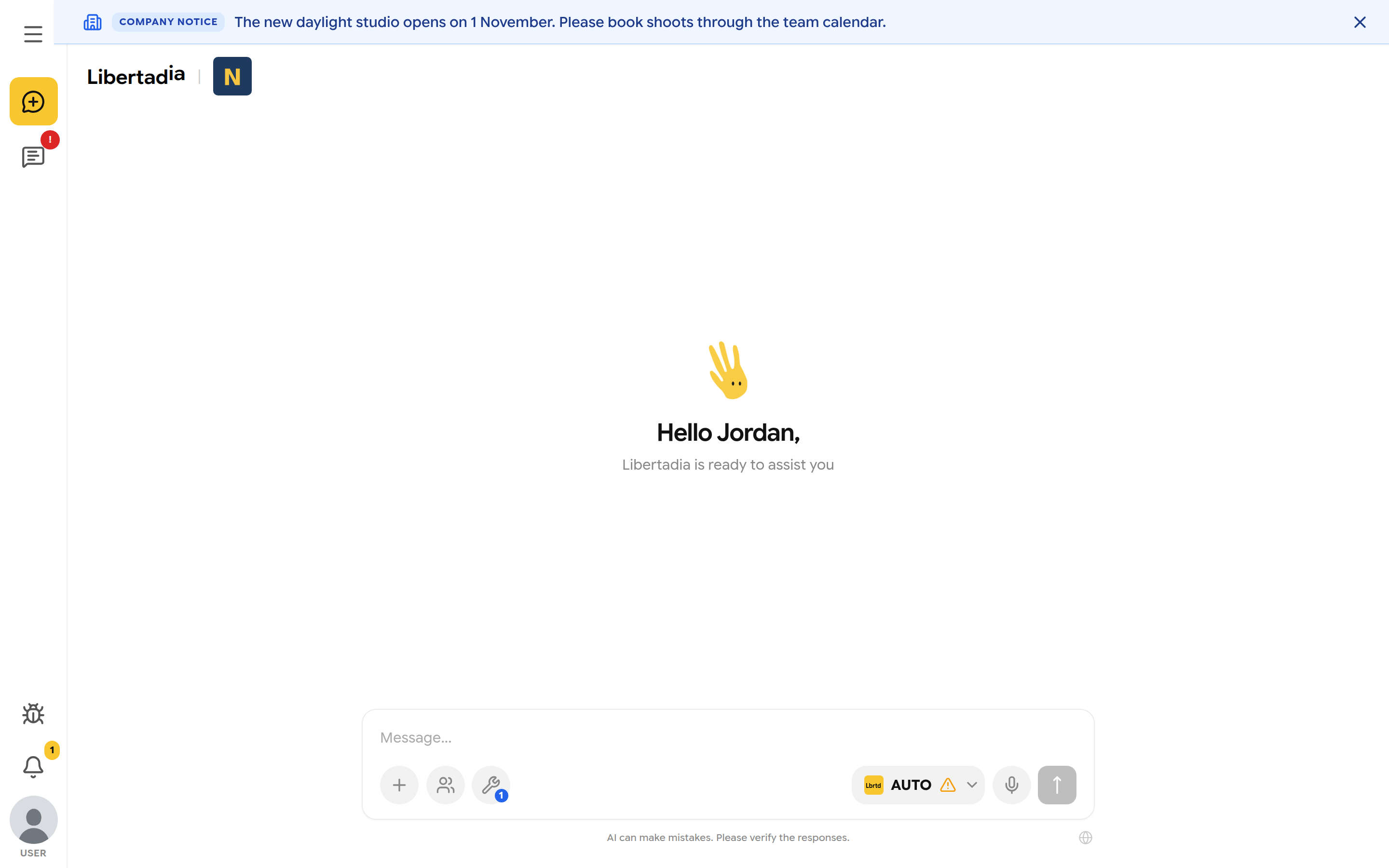 Chat screen with a blue company notice banner at the top