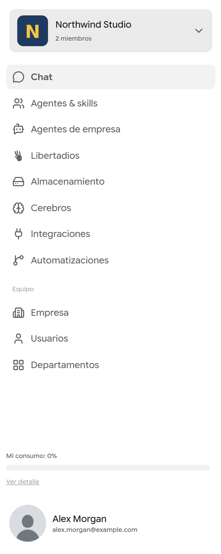 Menú principal en un espacio de empresa con la sección Equipo
