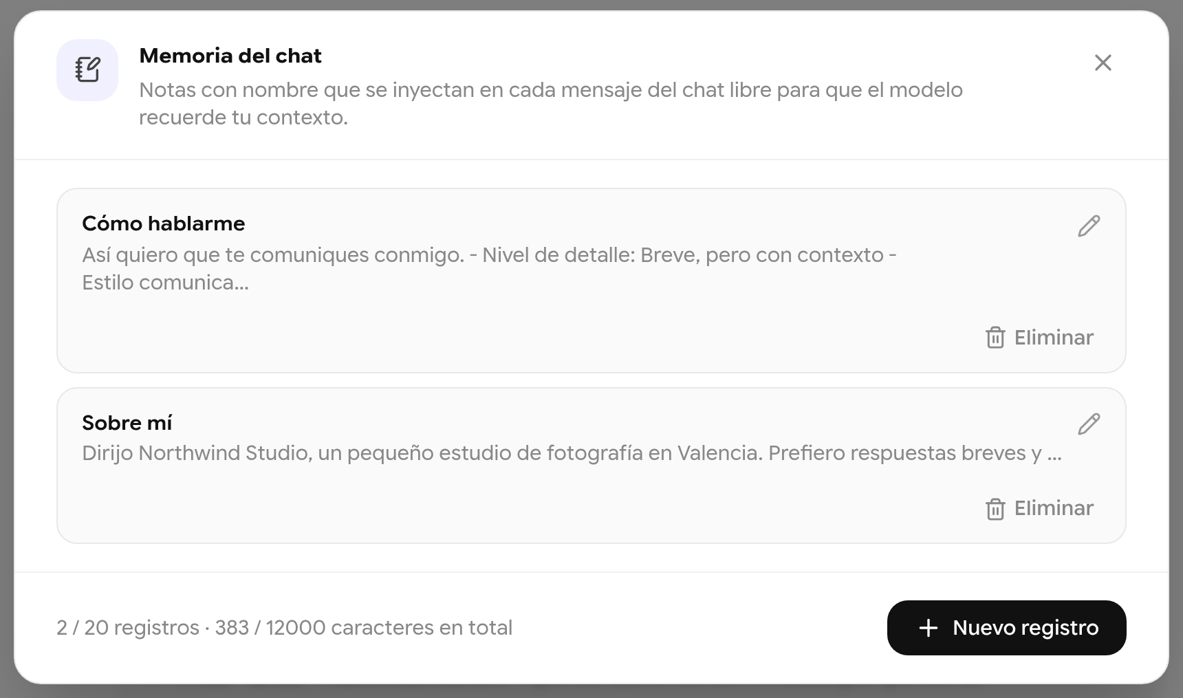 Ventana Memoria del chat con los registros Cómo hablarme y Sobre mí y el botón Nuevo registro
