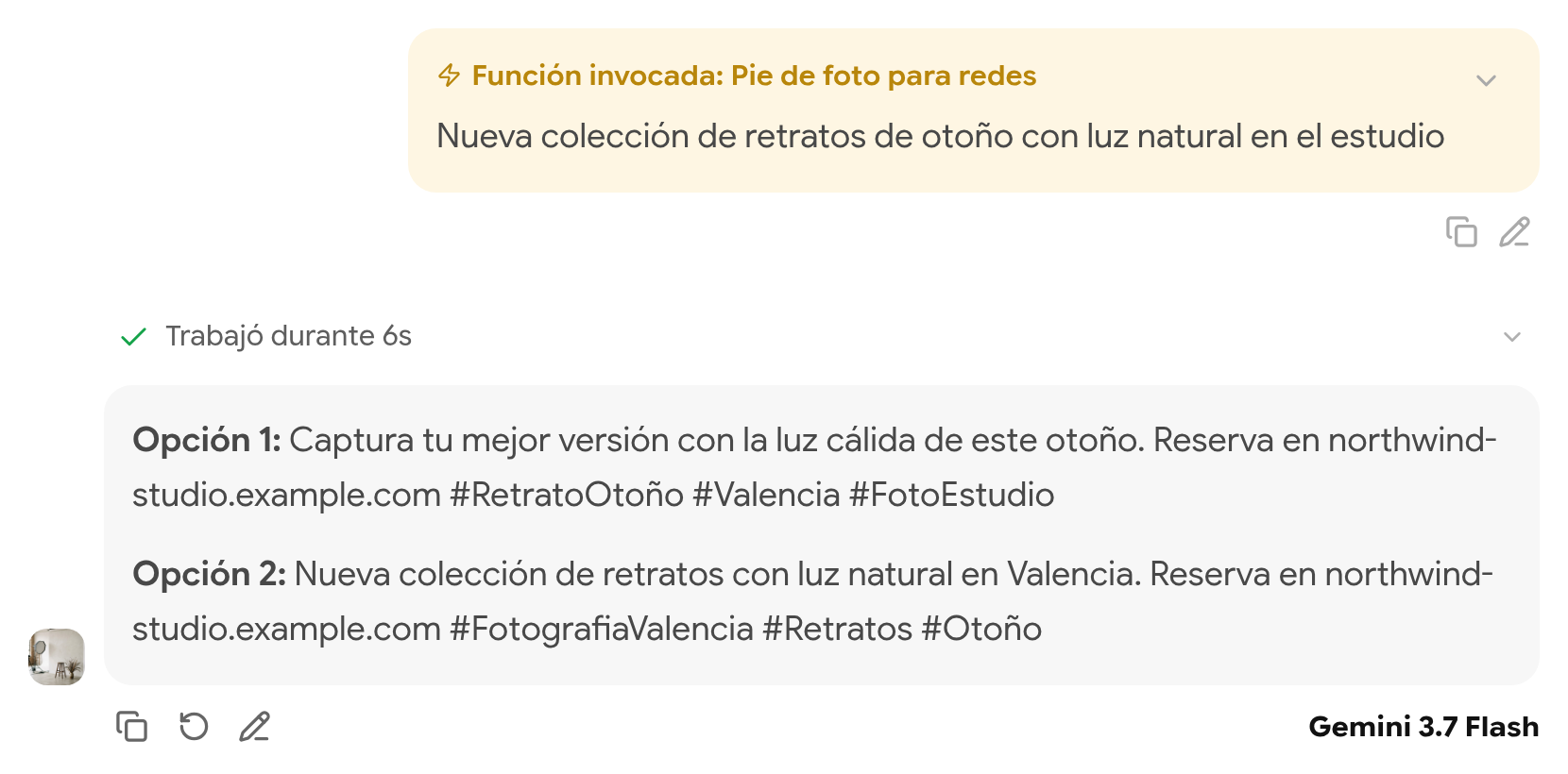 Respuesta del Redactor del estudio con dos propuestas de texto y hashtags