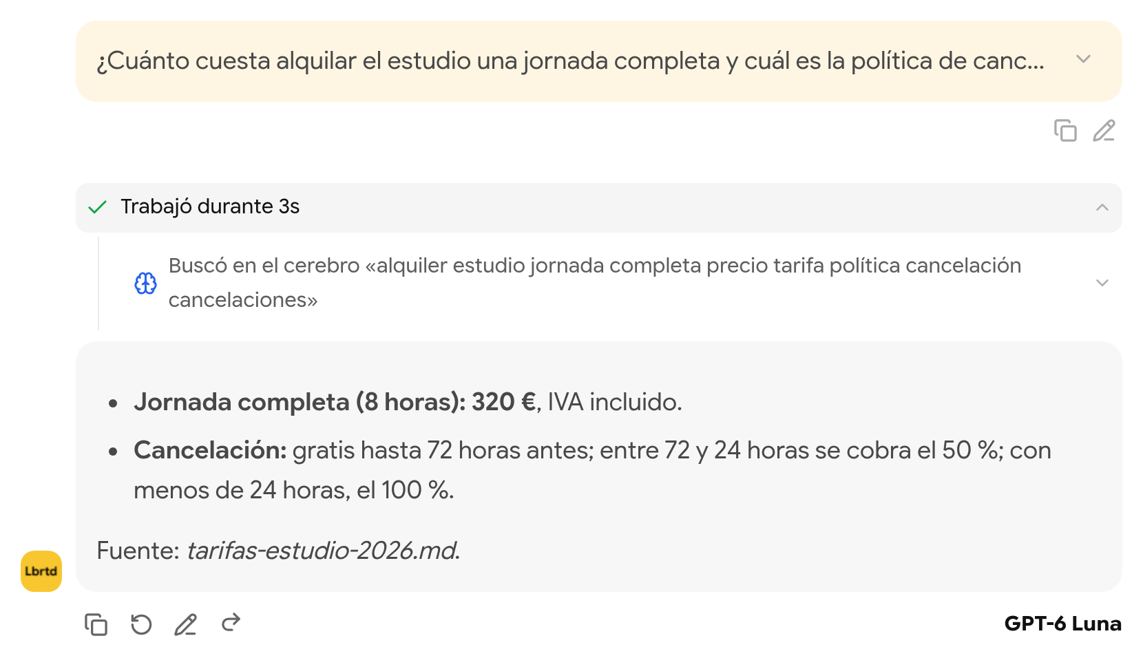 Respuesta con el precio de la jornada completa y la política de cancelación, citando la lista de tarifas, con el paso Buscó en el cerebro